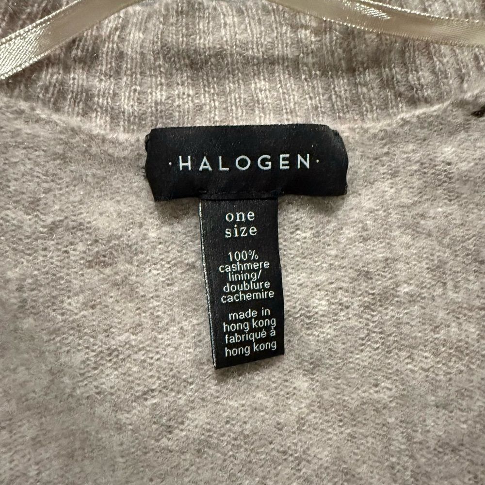 Halogen 100% Cashmere Cape with Pockets - One Size - Picture 7 of 7